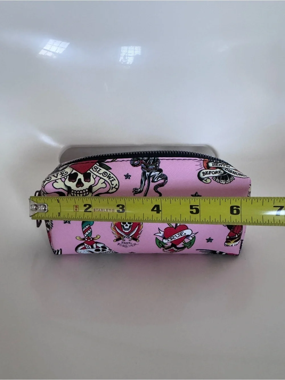 NWOT Ed Hardy Pink Tattoo Print Cosmetic Makeup Bag Y2K Travel Pouch Zip Case